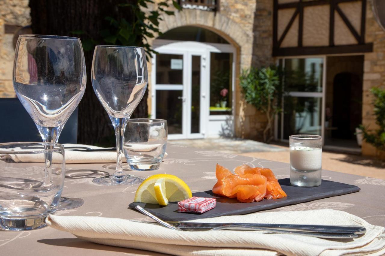 Hotel A Jayac - Logis Hotels Paulin Екстериор снимка
